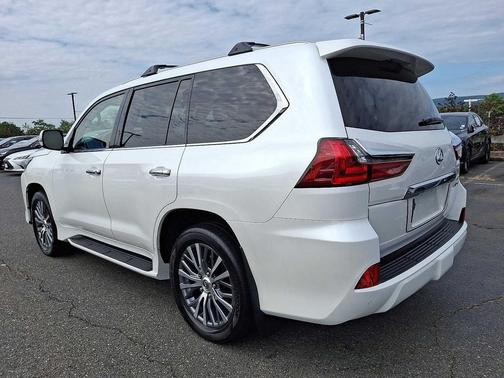 2018 Lexus LX 570 Base