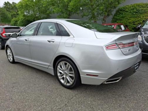 2016 Lincoln MKZ Base
