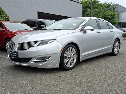 2016 Lincoln MKZ Base