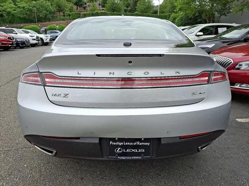 2016 Lincoln MKZ Base