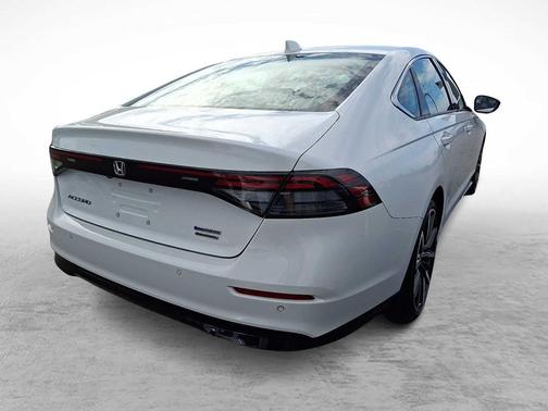 Platinum White Pearl 2024 Honda Accord Hybrid Touring