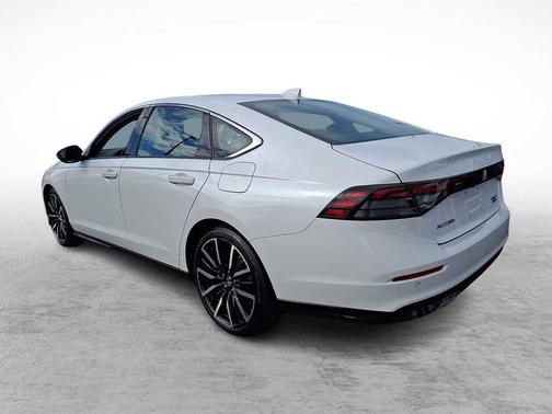 Platinum White Pearl 2024 Honda Accord Hybrid Touring
