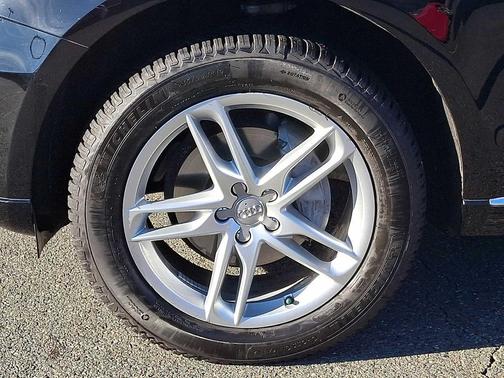 2017 Audi Q5 2.0T Premium Plus