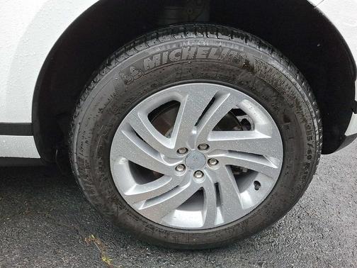 2024 Land Rover Range Rover Evoque Core S