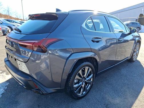 2023 Lexus UX 250h F Sport