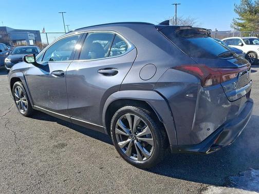 2023 Lexus UX 250h F Sport
