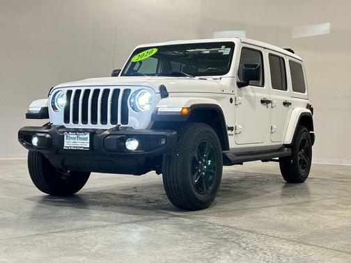 Bright White Clearcoat 2020 Jeep Wrangler Unlimited Sahara