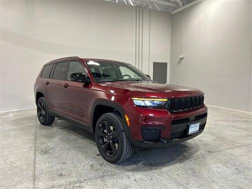 2025 Jeep Grand Cherokee L Laredo