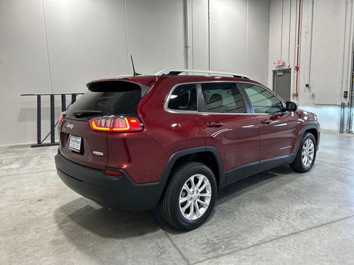 Velvet Red Pearlcoat 2019 Jeep Cherokee Latitude