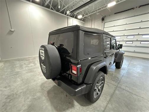 2025 Jeep Wrangler 4xe Sport