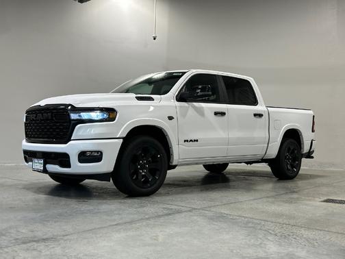 Bright White Clearcoat 2027 RAM 1500 Big Horn