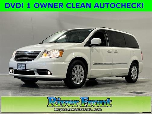 2013 Chrysler Town & Country Touring