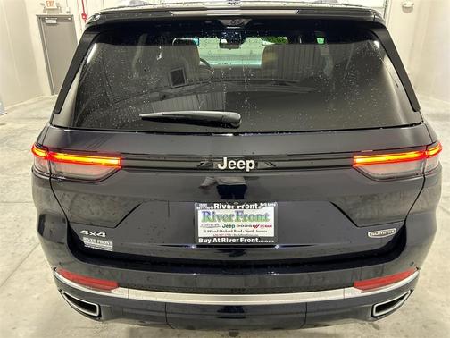 2024 Jeep Grand Cherokee Summit