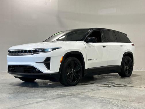 Bright White Clearcoat 2024 Jeep Wagoneer S Launch Edition