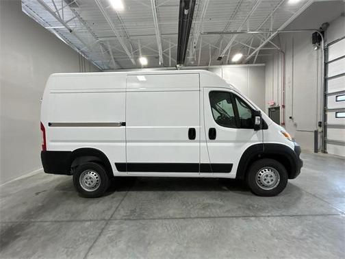 2025 RAM ProMaster 2500 High Roof