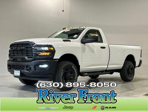 Bright White Clearcoat 2026 RAM 2500 Tradesman Regular Cab 4x4 8' Box