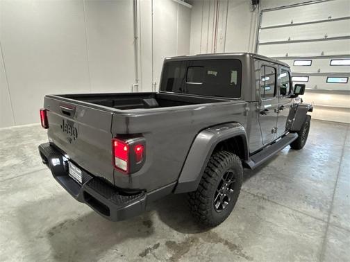 2025 Jeep Gladiator Sport