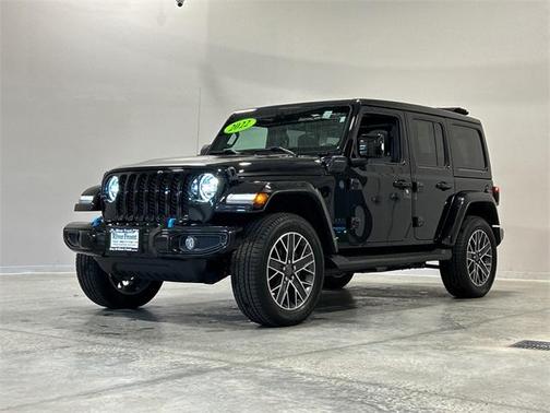 2022 Jeep Wrangler Unlimited 4xe Sahara