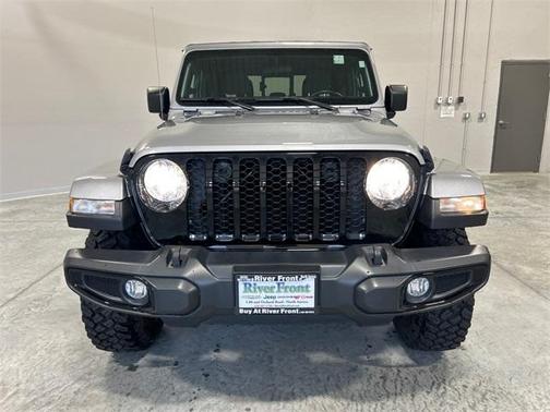 2021 Jeep Gladiator Sport