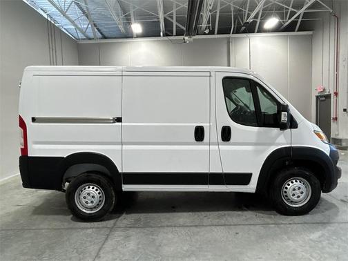 2025 RAM ProMaster 1500 Low Roof