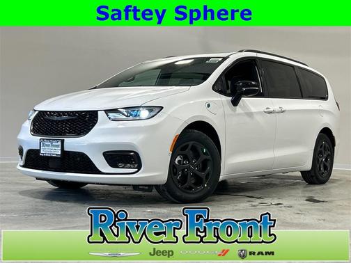2025 Chrysler Pacifica Hybrid Select