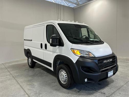2025 RAM ProMaster 1500 Low Roof
