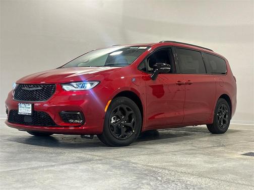 2025 Chrysler Pacifica Hybrid Select