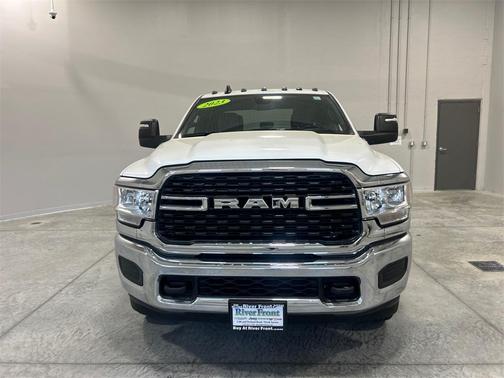 2023 RAM 3500 Big Horn