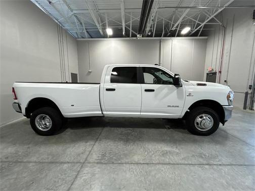 2023 RAM 3500 Big Horn