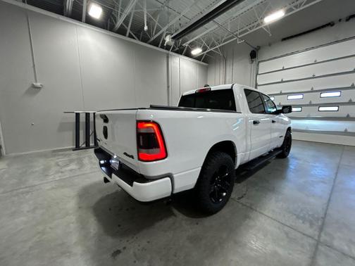 Bright White Clearcoat 2023 RAM 1500 Big Horn/Lone Star