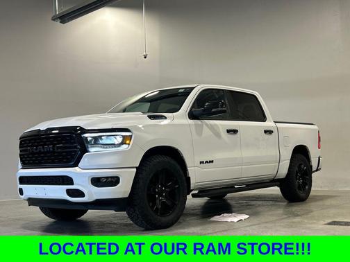 Bright White Clearcoat 2023 RAM 1500 Big Horn/Lone Star