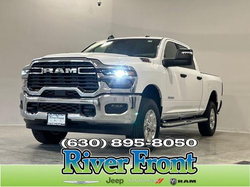 Bright White Clearcoat 2026 RAM 2500 Big Horn Crew Cab 4x4 6'4' Box