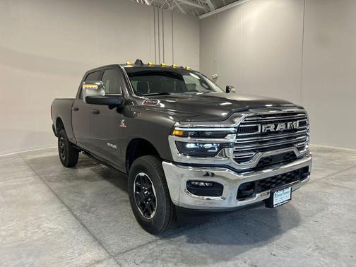 Granite Crystal Metallic Clearcoat 2025 RAM 2500 Laramie Crew Cab 4x4 6'4' Box