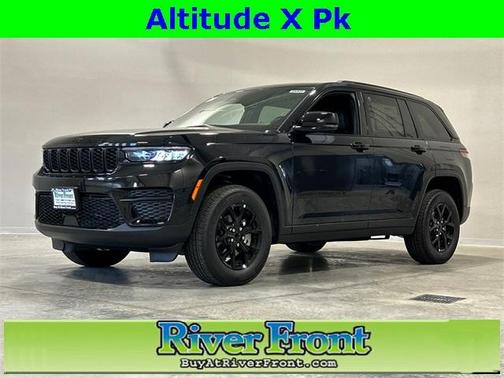 2025 Jeep Grand Cherokee Laredo