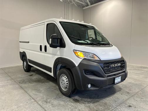 2025 RAM ProMaster 2500 Base