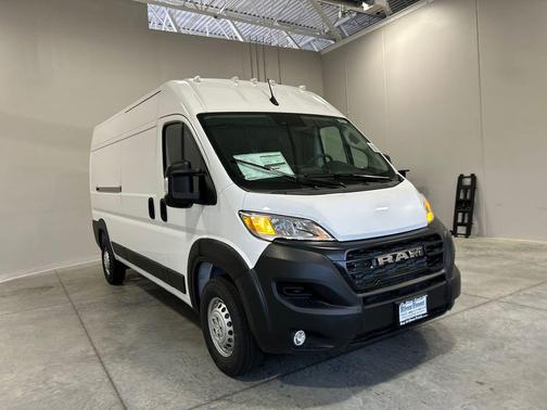 Bright White Clearcoat 2026 RAM ProMaster 2500 Tradesman