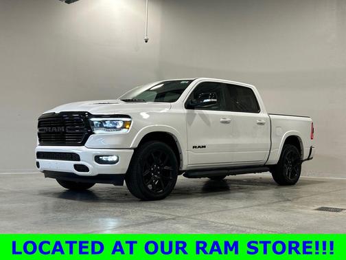 Ivory White Tri-Coat Pearlcoat 2022 RAM 1500 Laramie
