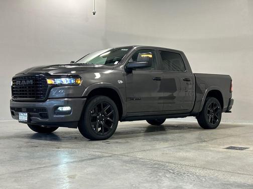 Granite Crystal Metallic Clearcoat 2026 RAM 1500 Laramie