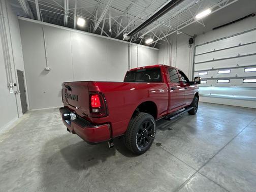 Molten Red Pearlcoat 2026 RAM 2500 Black Express Crew Cab 4x4 6'4' Box
