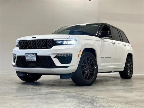 2025 Jeep Grand Cherokee Summit