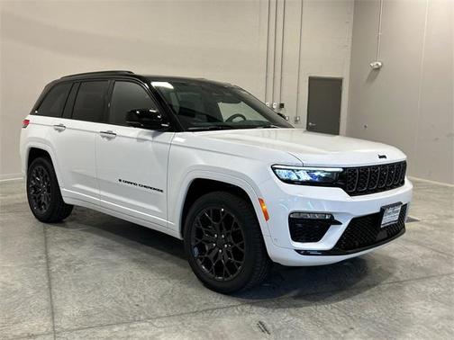 2025 Jeep Grand Cherokee Summit