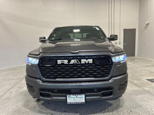 Granite Crystal Metallic Clearcoat 2026 RAM 1500 Big Horn/Lone Star