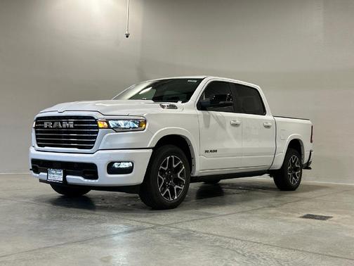 Bright White Clearcoat 2027 RAM 1500 Laramie