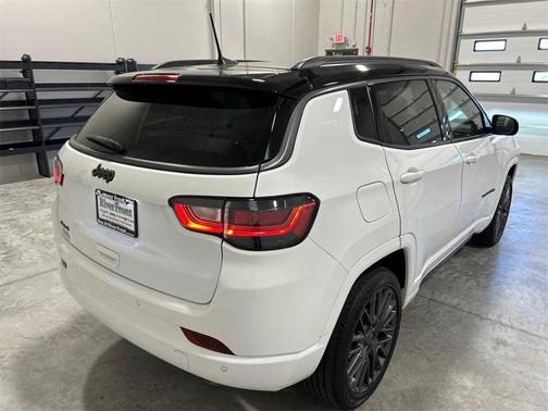 2022 Jeep Compass Altitude