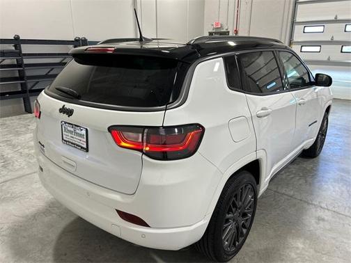 2022 Jeep Compass Altitude