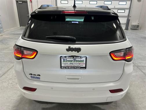 2022 Jeep Compass Altitude