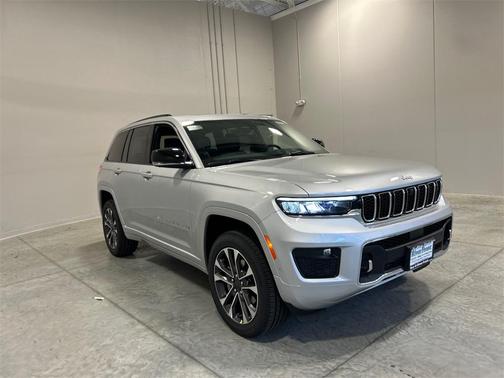 2025 Jeep Grand Cherokee Overland