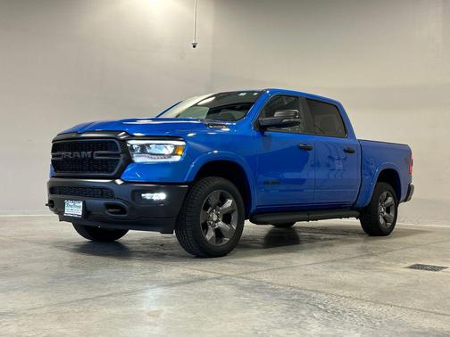 Hydro Blue Pearlcoat 2023 RAM 1500 Big Horn/Lone Star