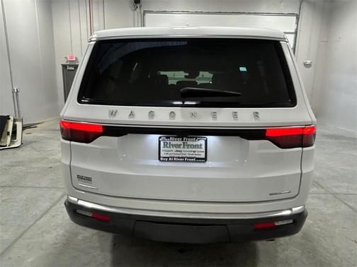 2022 Jeep Wagoneer Series II