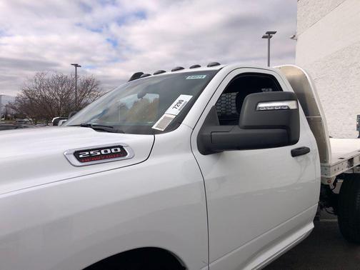 Bright White Clearcoat 2024 RAM 2500 Tradesman Regular Cab 4x4 8' Box
